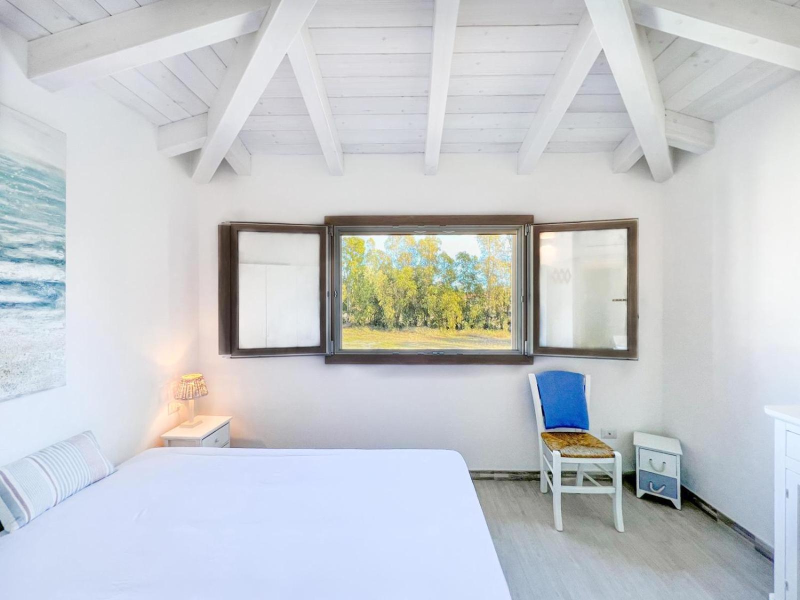 La Residenza Del Mare Holiday home Limpiddu