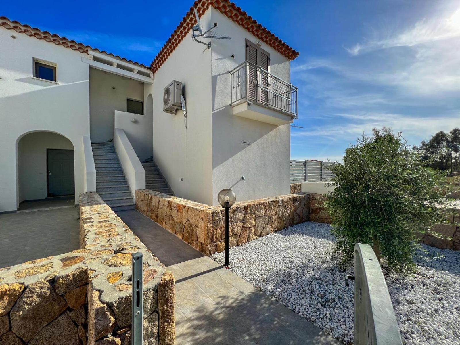 La Residenza Del Mare Holiday home Limpiddu